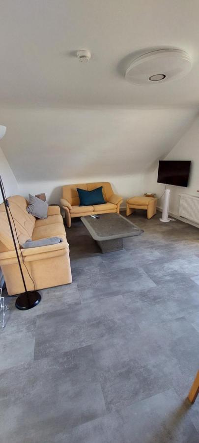 Bruno'S Ferienwohnung Wendlingen am Neckar Esterno foto